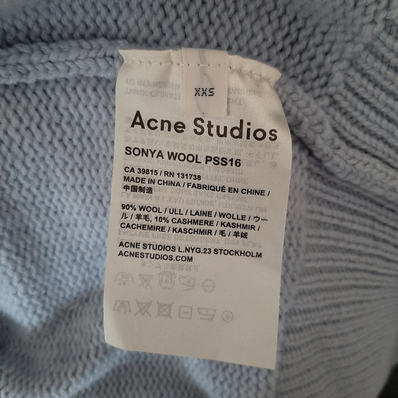 Acne Studios SONYA Pastel Blue Oversized Wool & Cashmere Cardigan - Picture 11 of 11